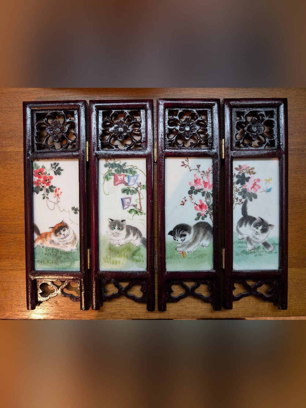 Vintage 1996 Asian Mini Folding Screen Chinese Cat Drawings Wood Floral Tabletop